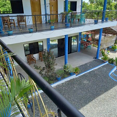 Happy Bear Moalboal Budget Rooms Exterior photo