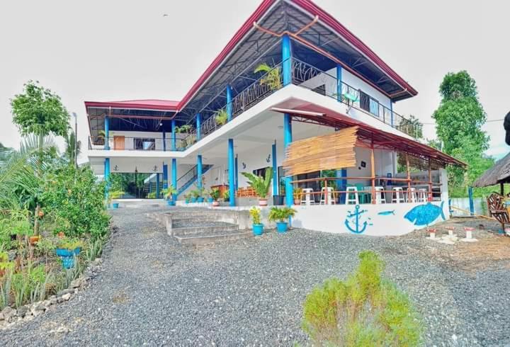 Happy Bear Moalboal Budget Rooms Exterior photo