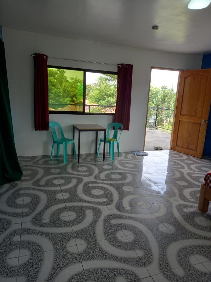 Happy Bear Moalboal Budget Rooms Exterior photo
