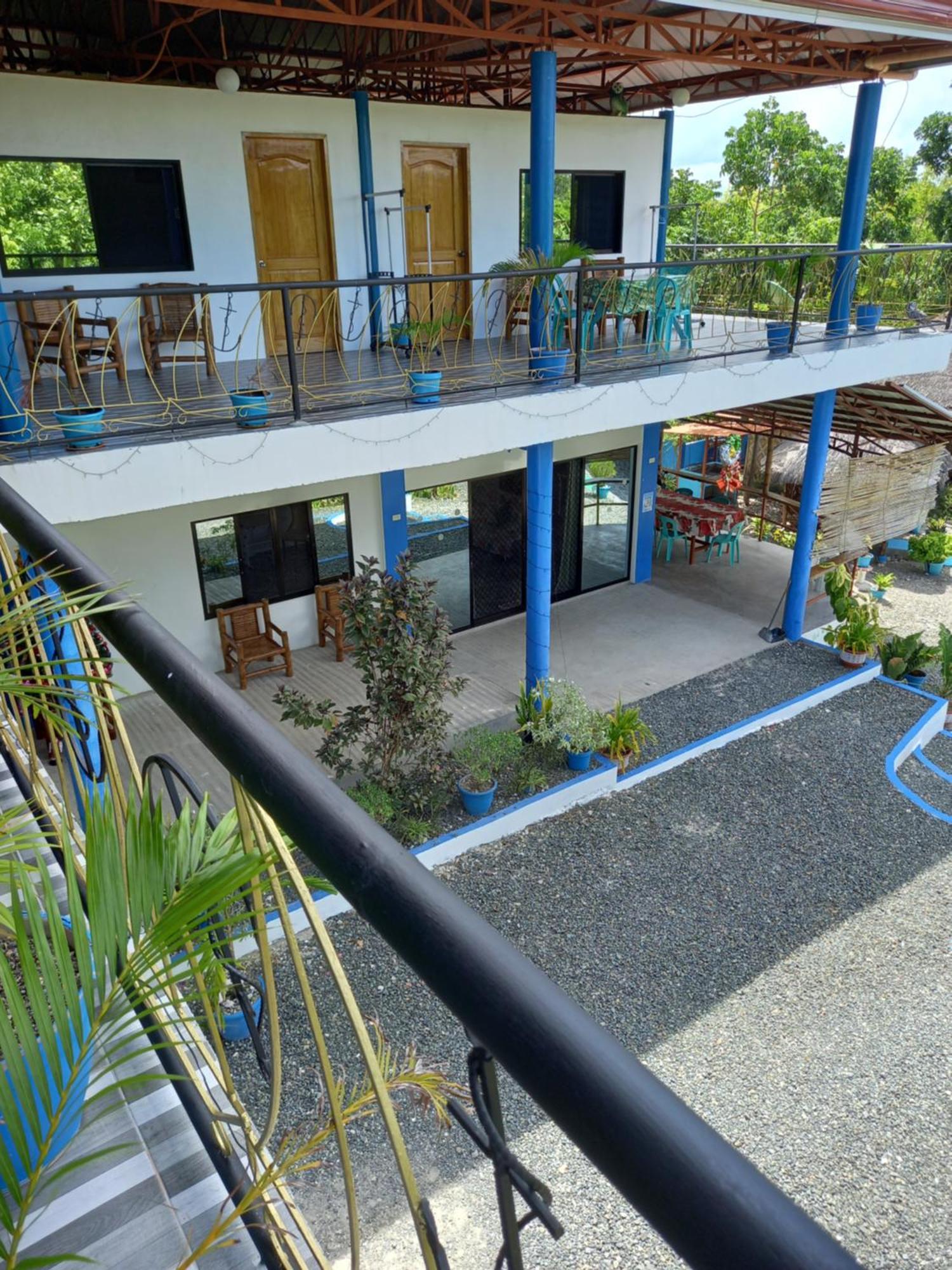 Happy Bear Moalboal Budget Rooms Exterior photo